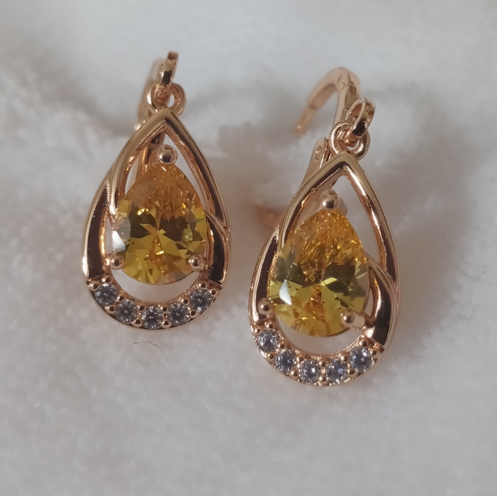 Yellow cz water drop earrings - Picture 3 of 5